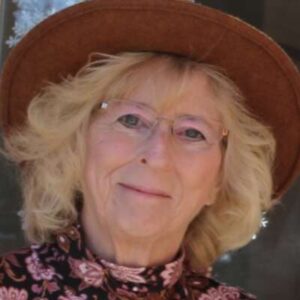 Debi Tracy Olsen